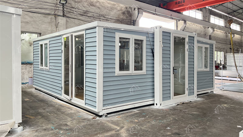 Expandable Container House
